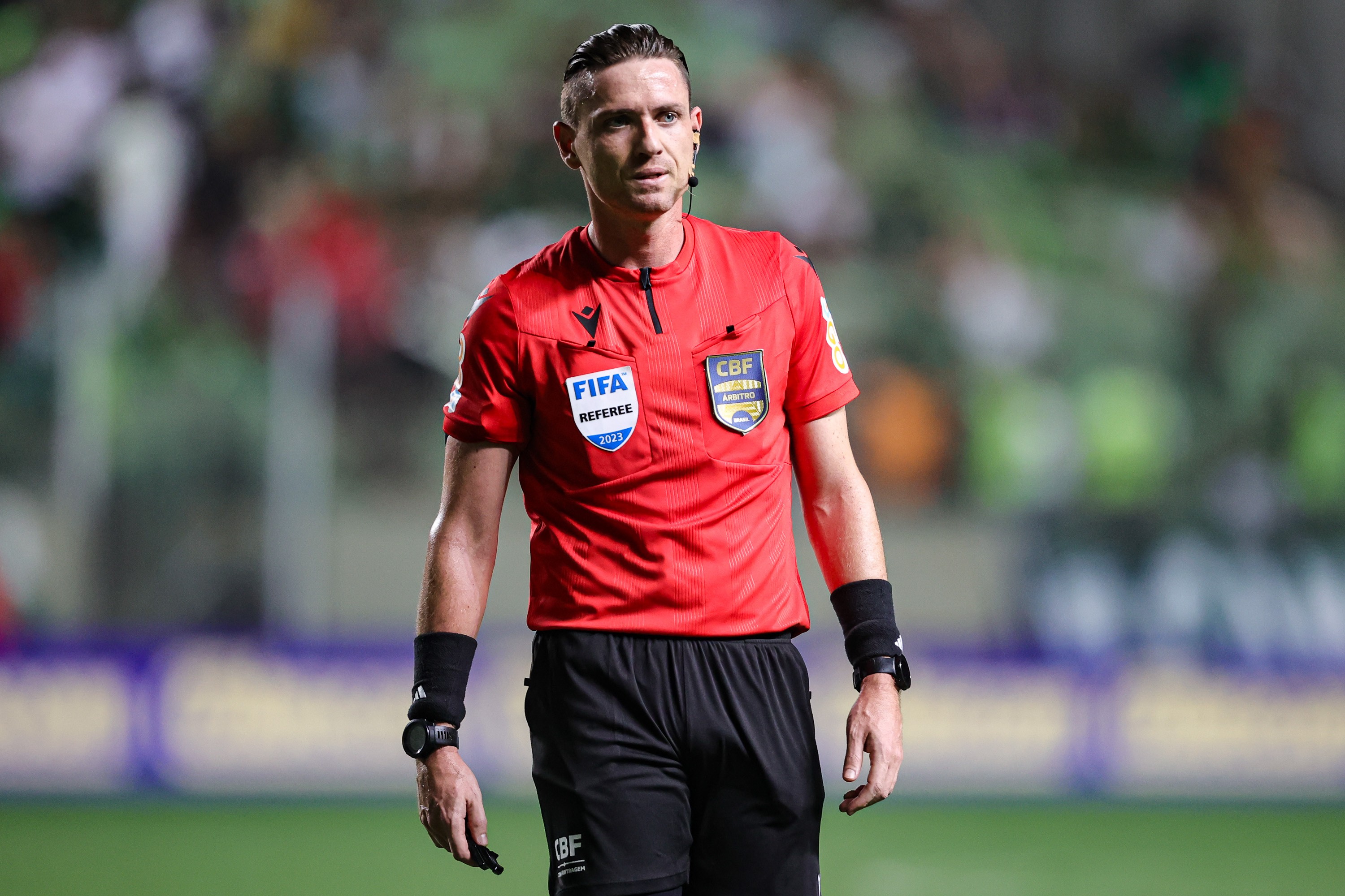 FGF divulga árbitros de fora do RS para final do Gauchão; veja