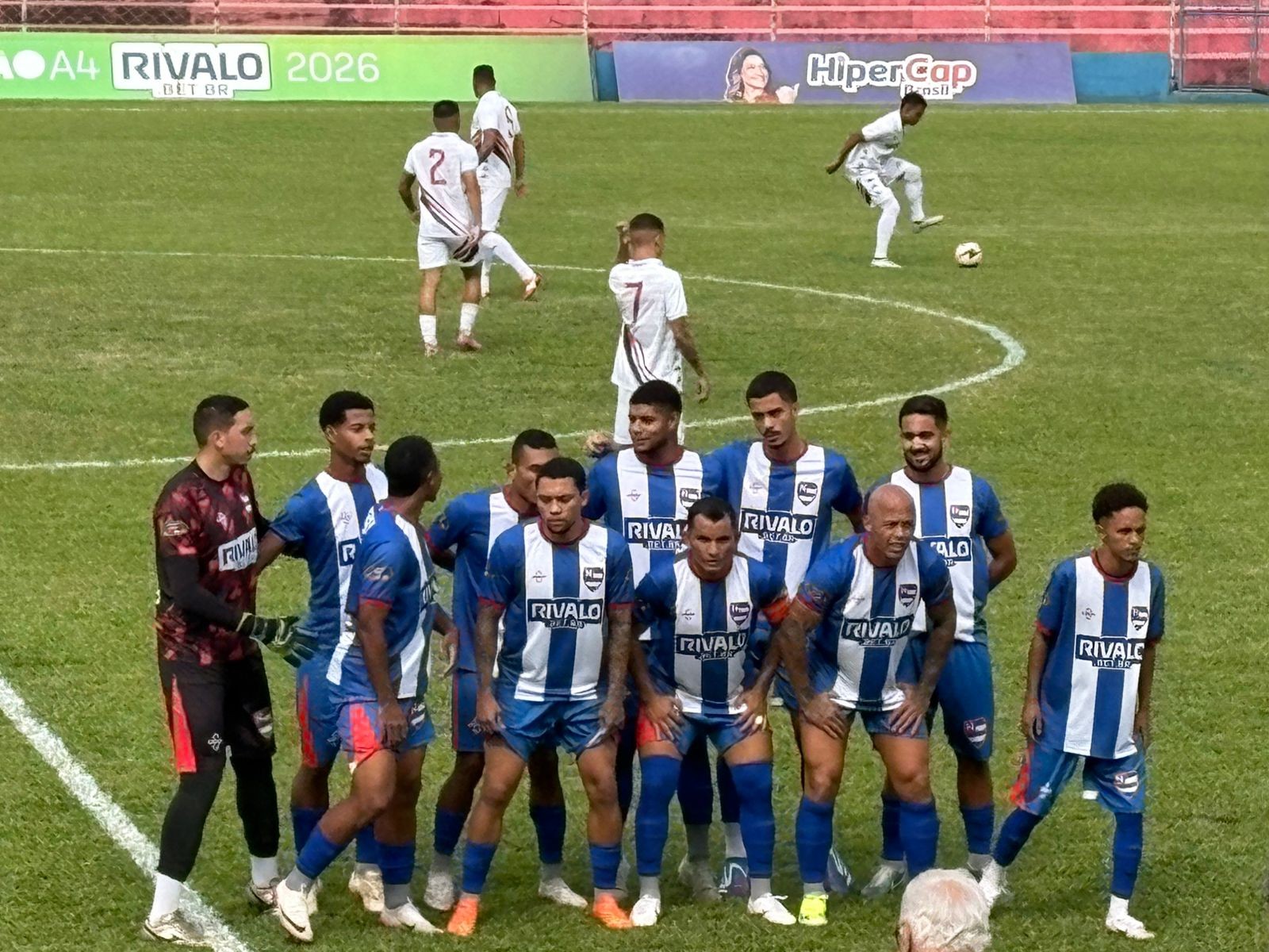 Ex-São Paulo supera depressão e bebida para ajudar na 4ª Divisão