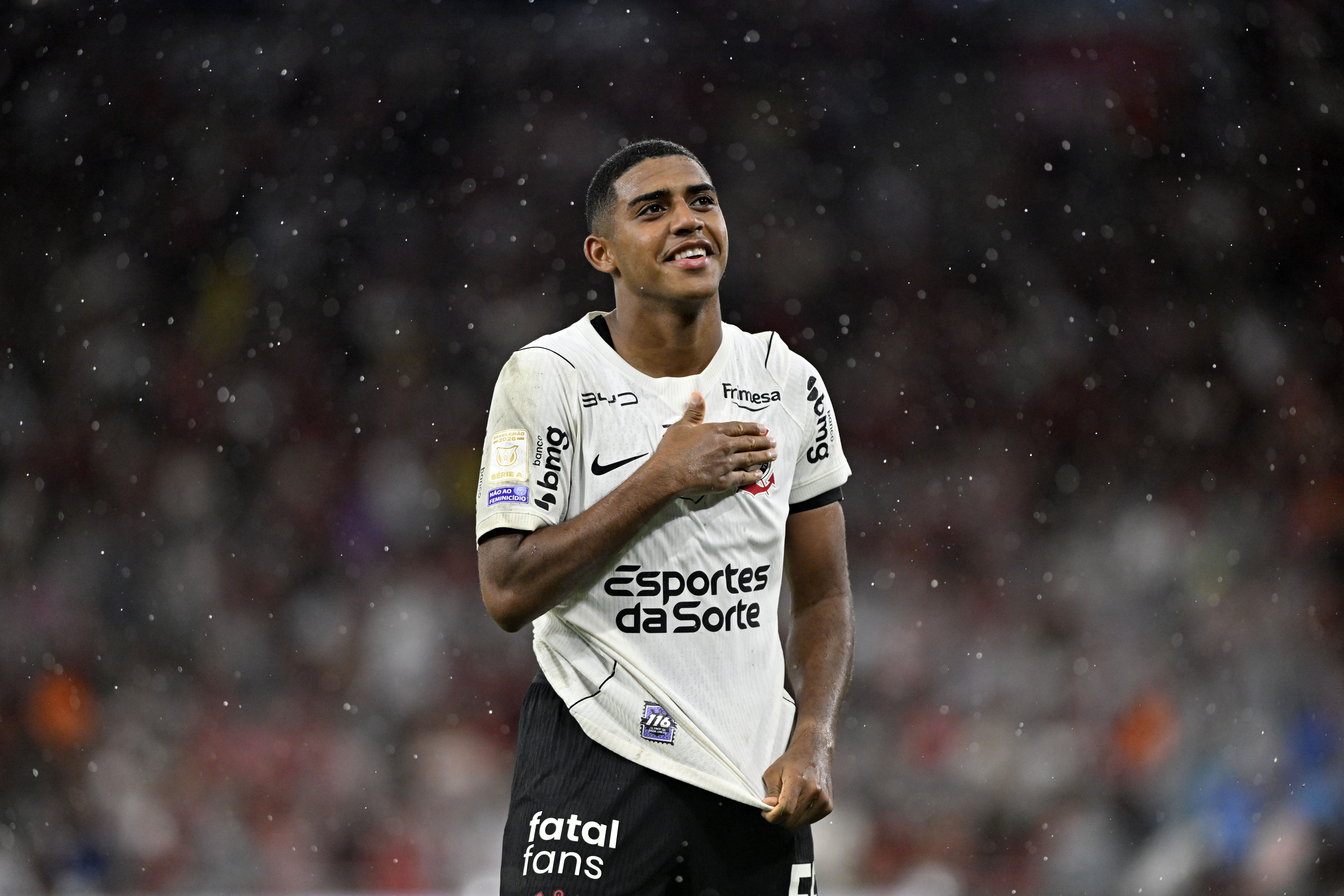 Gui Negão diz que quase deixou o Corinthians e valoriza conversa com Diniz: "Depositou confiança"