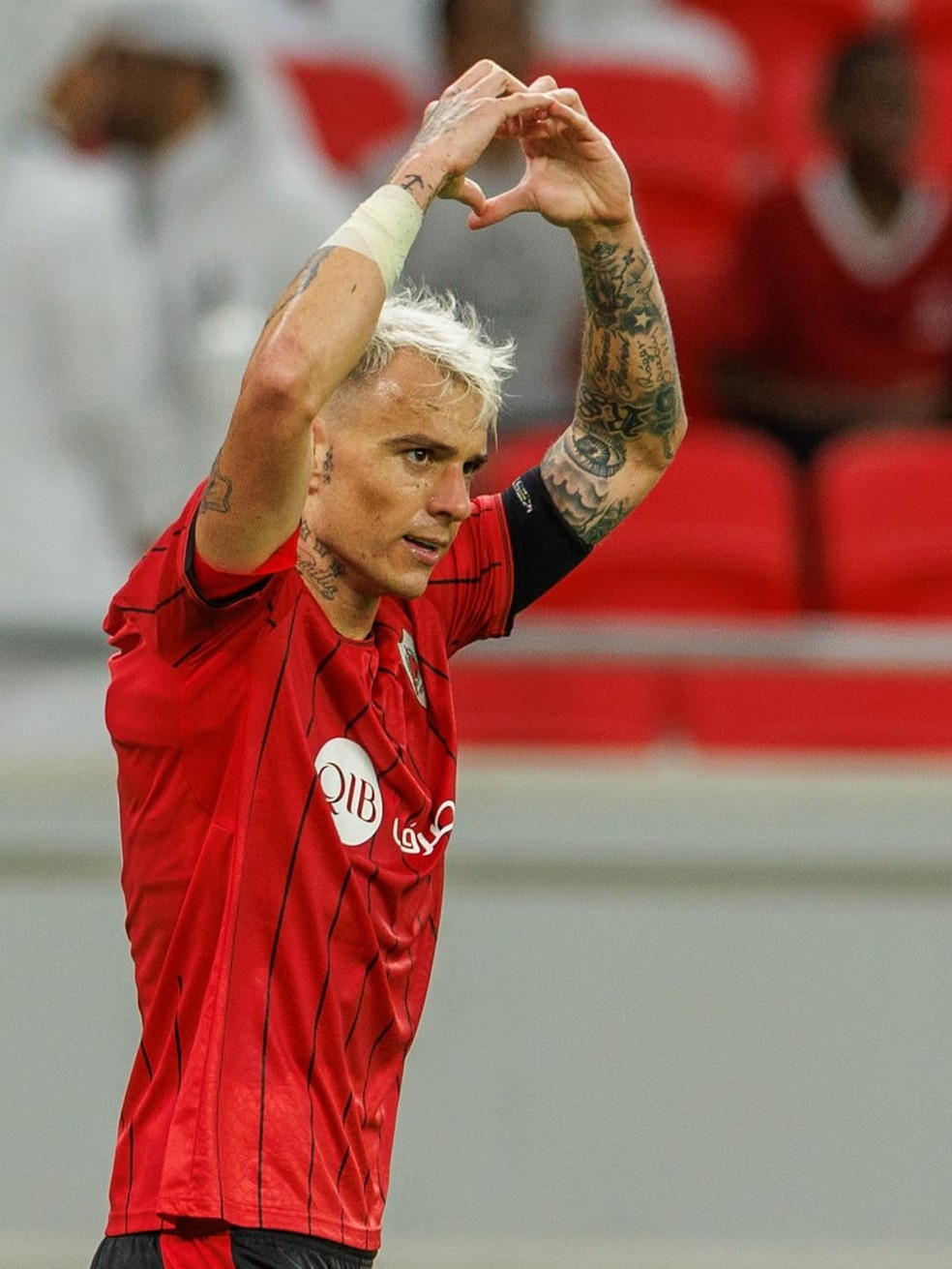 Róger Guedes tem três gols em três jogos pelo Al-Rayyan na temporada 2025/2026 — Foto: Divulgação