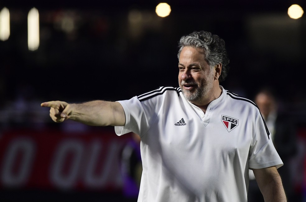 Julio Casares é favorito a ser reeleito no cargo de presidente — Foto: Marcos Ribolli