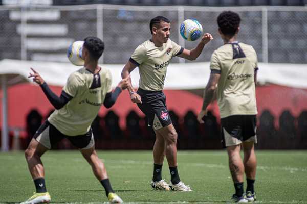 Escalação do Vitória: desfalques, dúvidas e time provável para enfrentar o Cruzeiro.