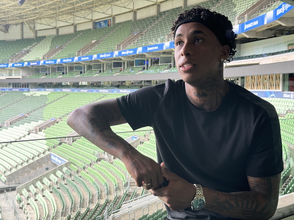 Ex-Palmeiras no Shakhtar Donetsk, Kevin visita Allianz Parque  Foto: Camila Alves