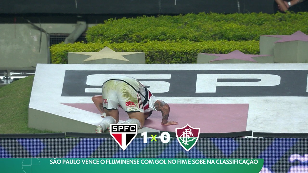 São Paulo vence o Fluminense com gol no fim e sobe na classificação