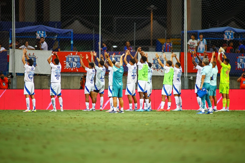 Jogadores do Cruzeiro comemoram vitória sobre o Bahia — Foto: Mauricio Simões/Cruzeiro