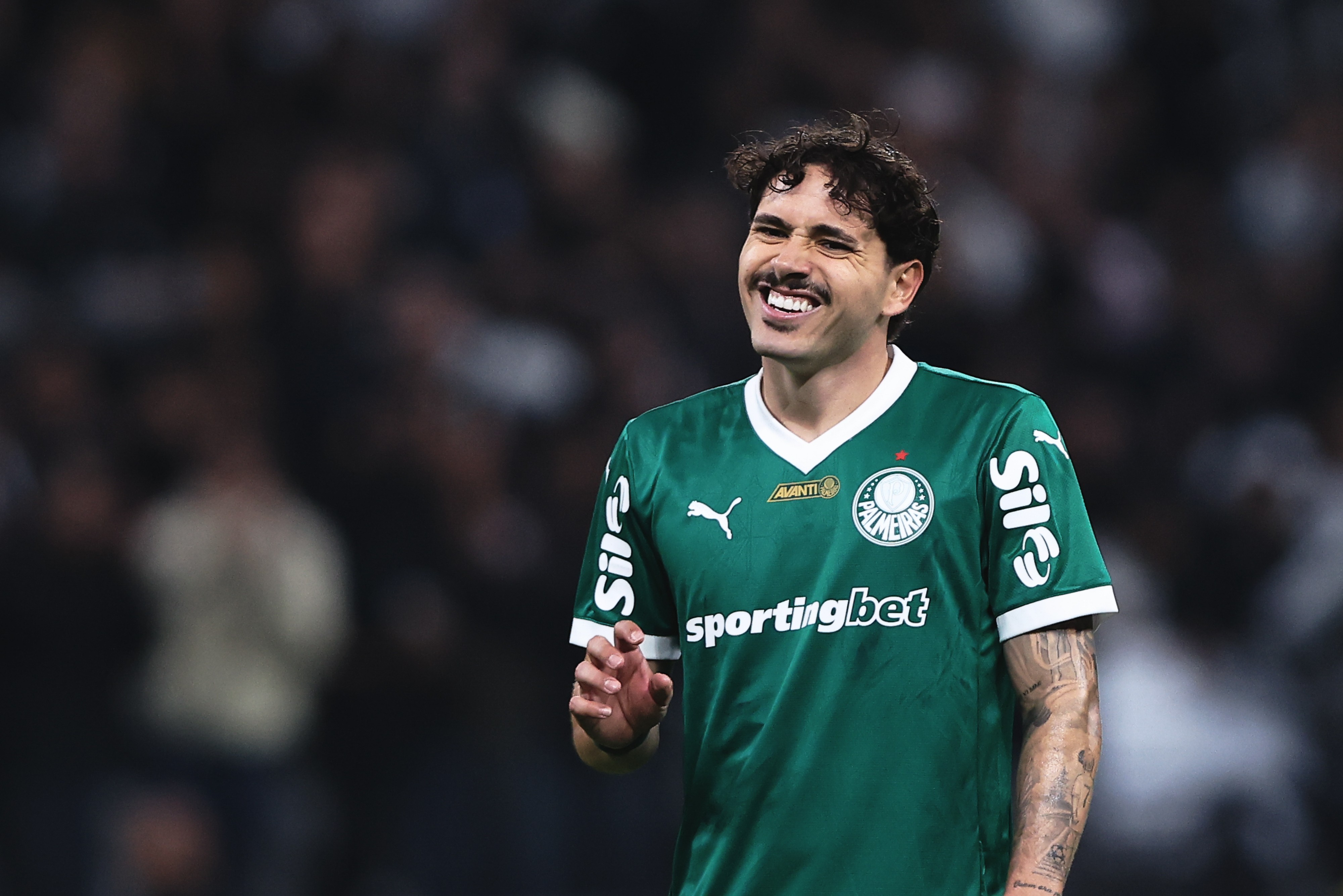 Maurício meia do Palmeiras se naturaliza por pais da América do Sul e pode disputar a Copa do Mundo!