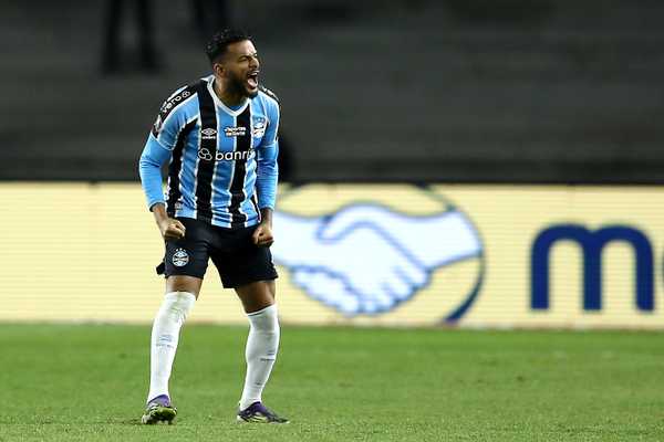 Grêmio tem quatro jogadores pendurados antes do Gre-Nal decisivo contra Atlético-MG
