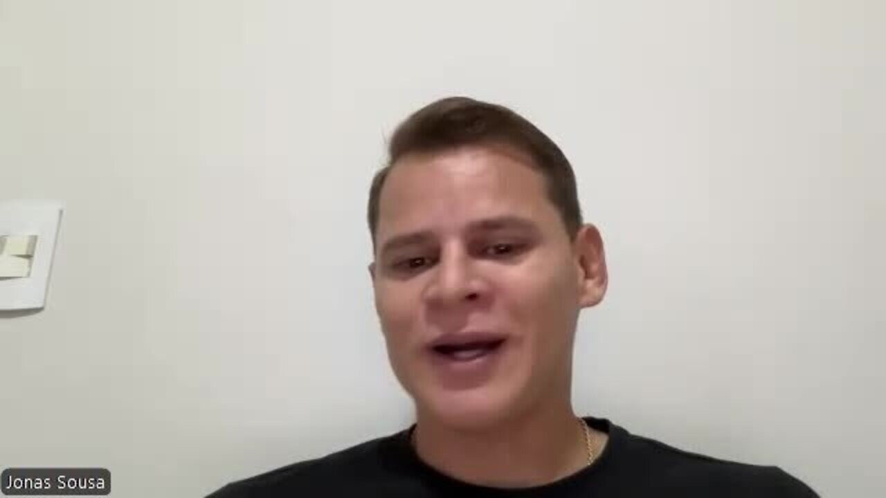 Do bônus trocado por uma moto ao Flamengo: Jonas diz como virou o "Schweinsteiger do Sertão"