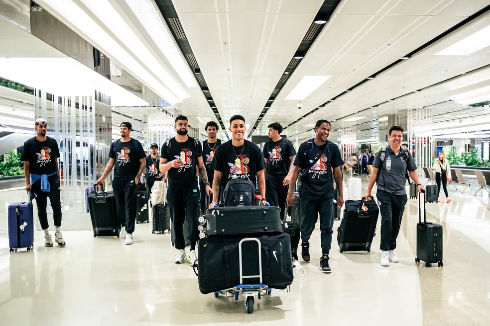 Mundial de Basquete: elenco do Franca chega em Singapura para disputa do  torneio 