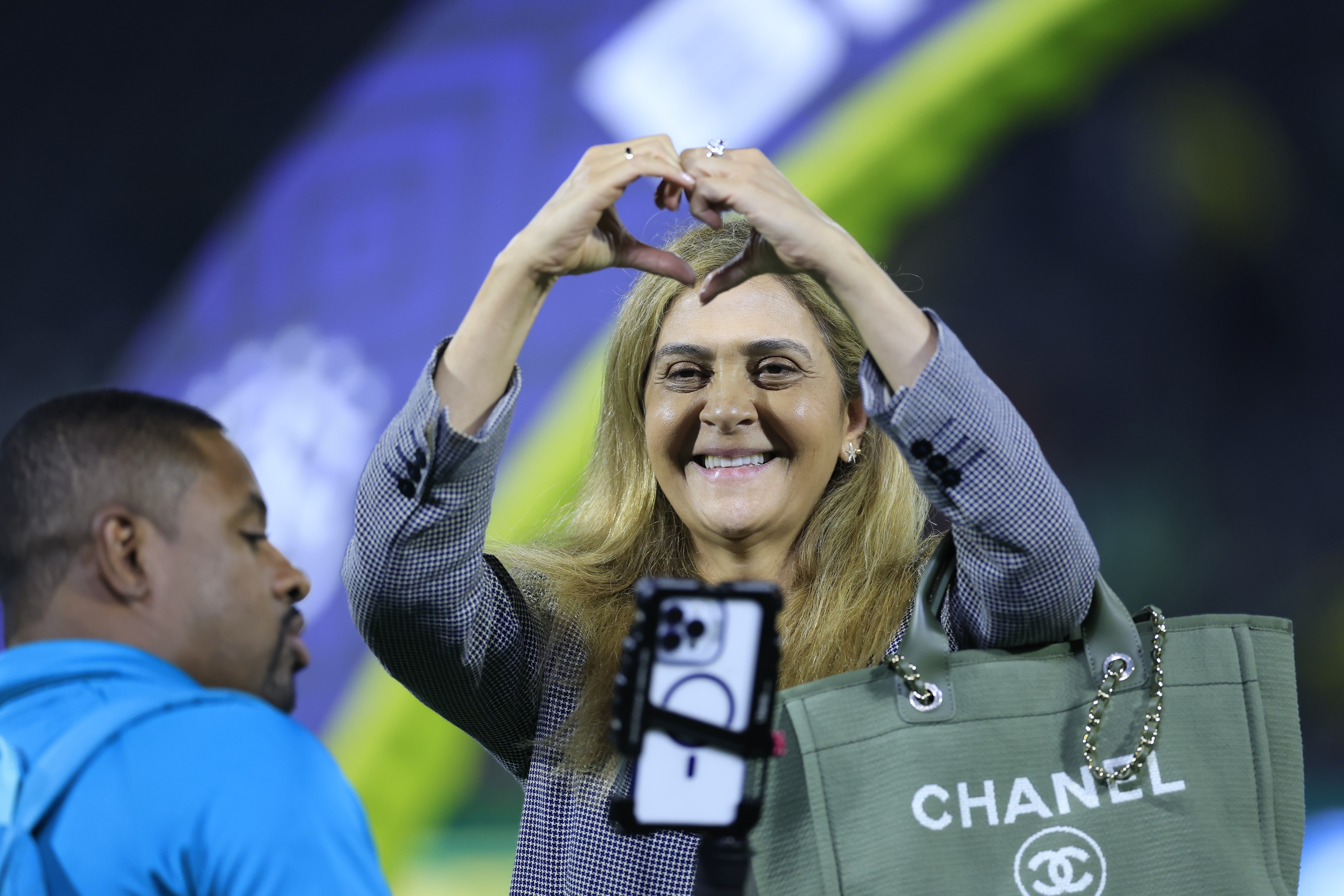 Cofre recorde: Palmeiras fecha 2025 com superávit de R$ 292 milhões e atropela meta