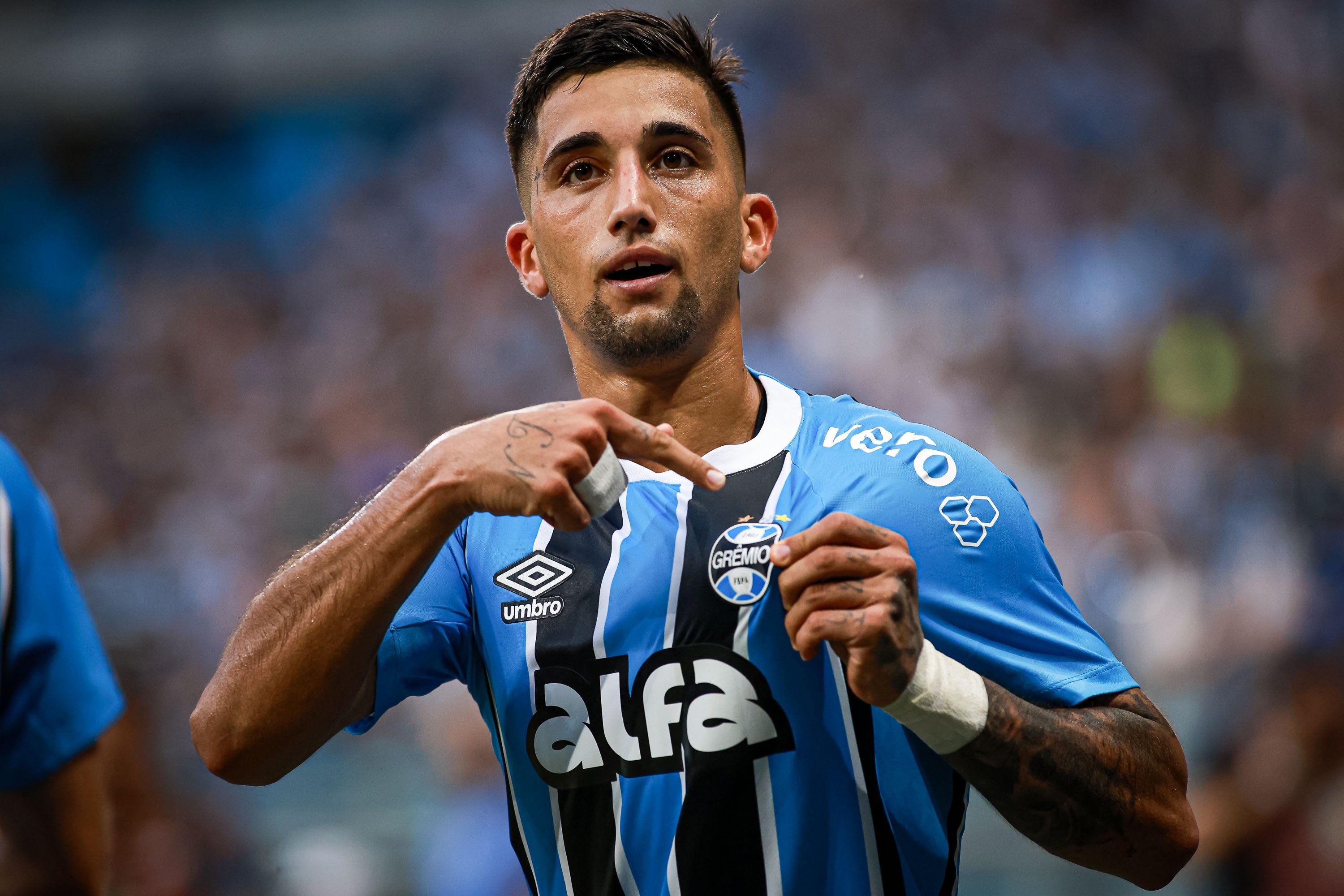 Grêmio espera ter reforços no ataque para decisão contra o CSA