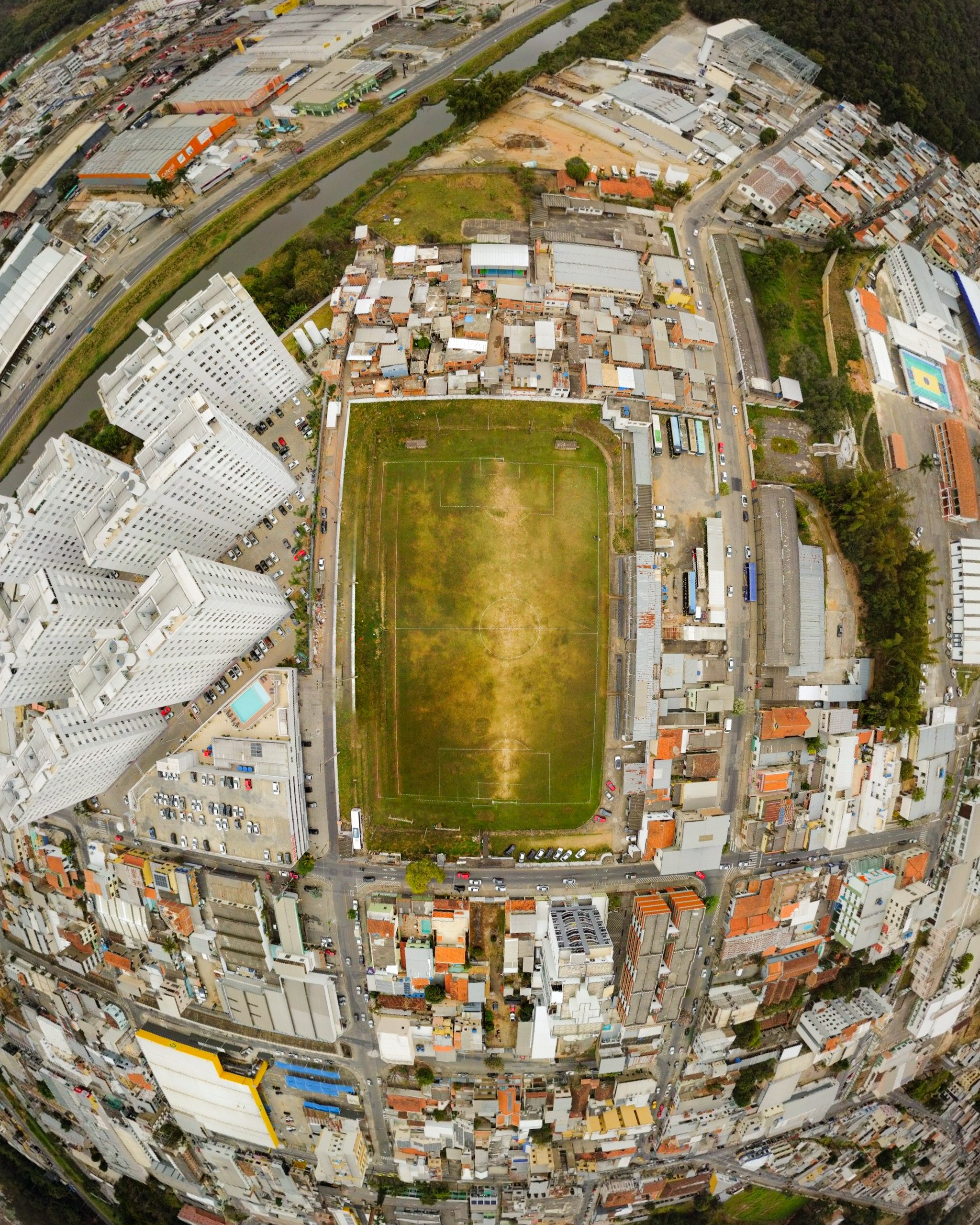 Campeão nacional precisa vender estádio de 94 anos para quitar dívida | Ge