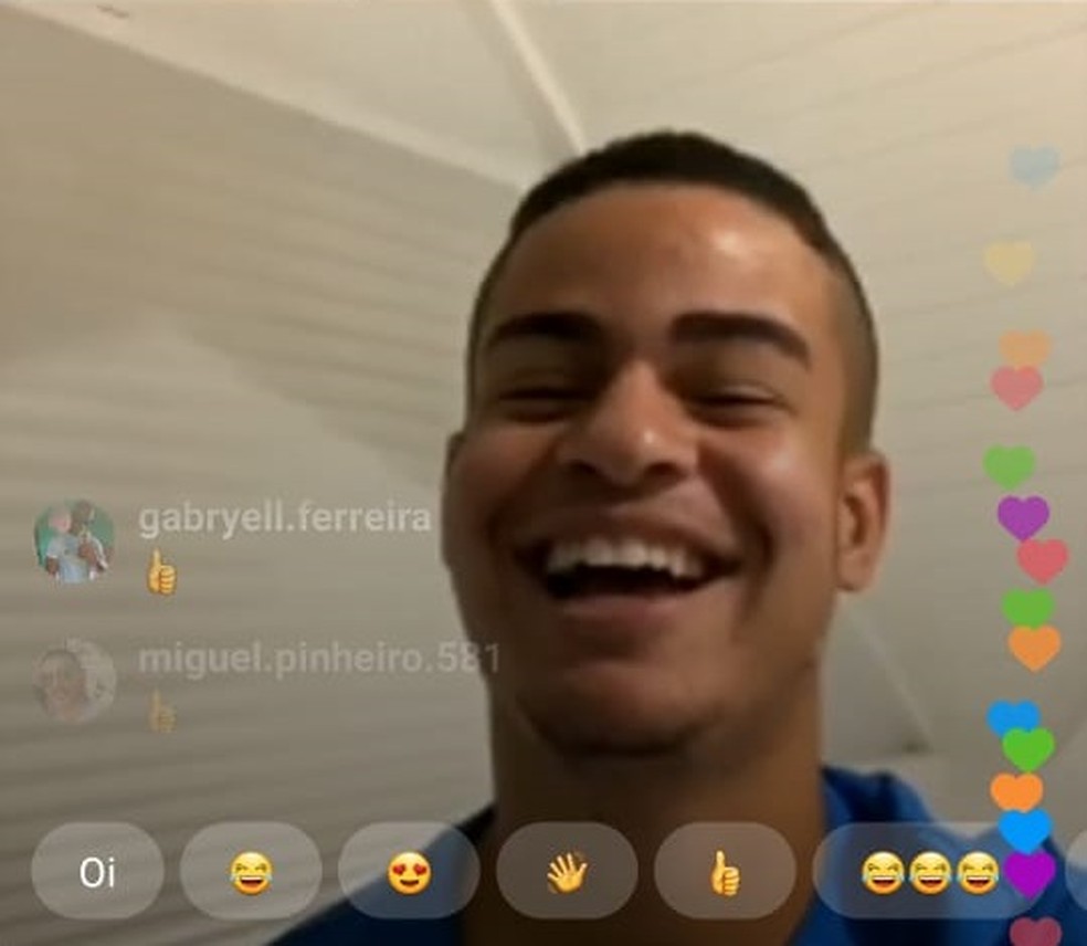 Em live, Miguel explica corte de cabelo estilo Ronaldo e brinca com idade  de Nenê: Grupo de risco | fluminense | ge