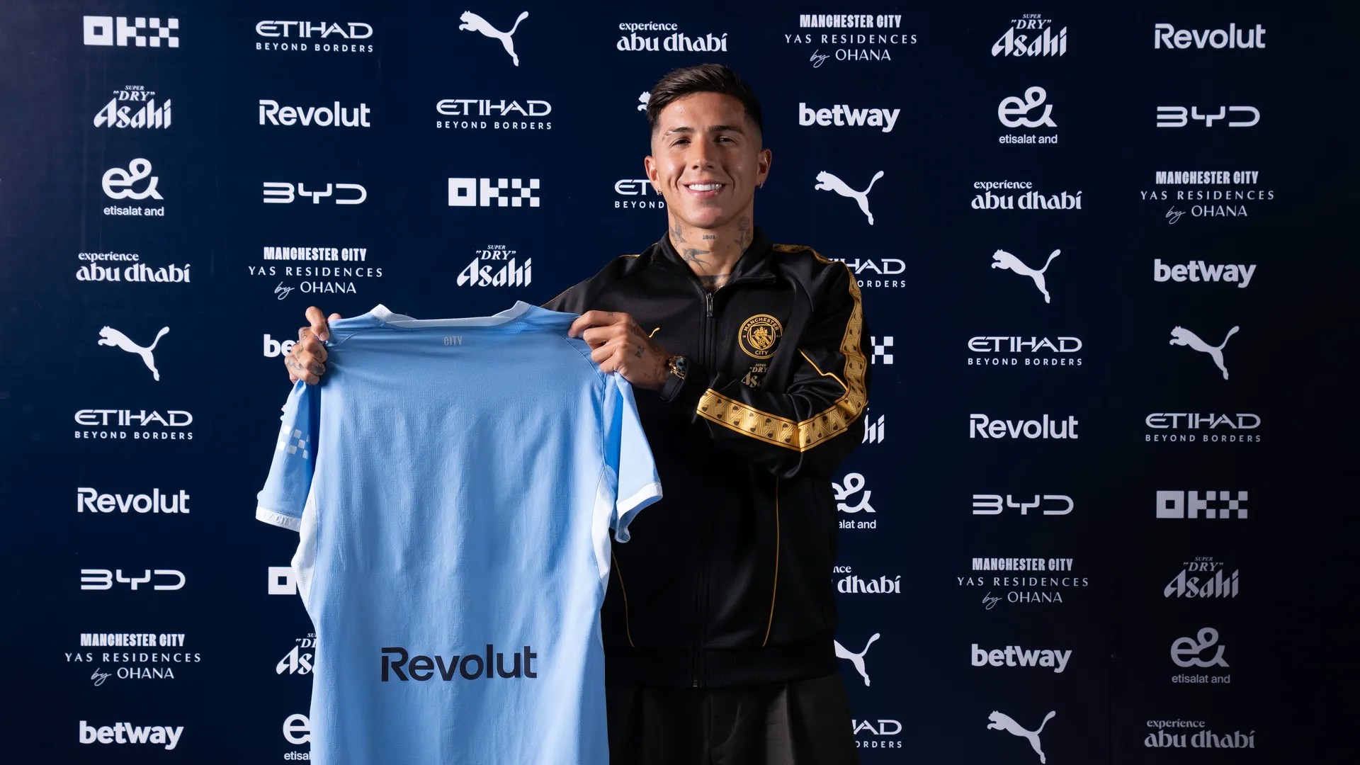 Enzo Fernández supera CR7 em movimentação de transferências e entra em pódio que tem Neymar