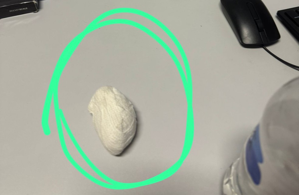 Objeto que teria atingido criança após o Gre-Nal — Foto: Arquivo pessoal