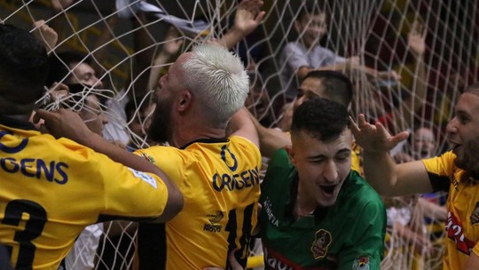 Ingressos esgotam e Sorocaba terá casa cheia contra o Joinville na semifinal da Liga Futsal