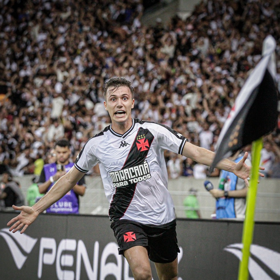 Lucas Piton, do Vasco, comemora gol marcado contra o Nova Iguaçu — Foto: Matheus Lima/Vasco
