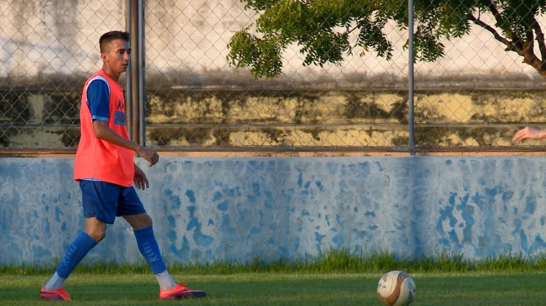 GloboEsporte.com > Futebol > Palmeiras - NOTÍCIAS - Roque Júnior faz  trabalho especial em Atibaia para melhorar o entrosamento