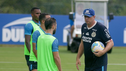 Bahia realiza treino coletivo antes de enfrentar o Grêmio - Foto: (Tiago Caldas/EC Bahia)