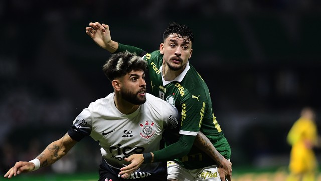 Yuri Alberto e Piquerez em Palmeiras x Corinthians
