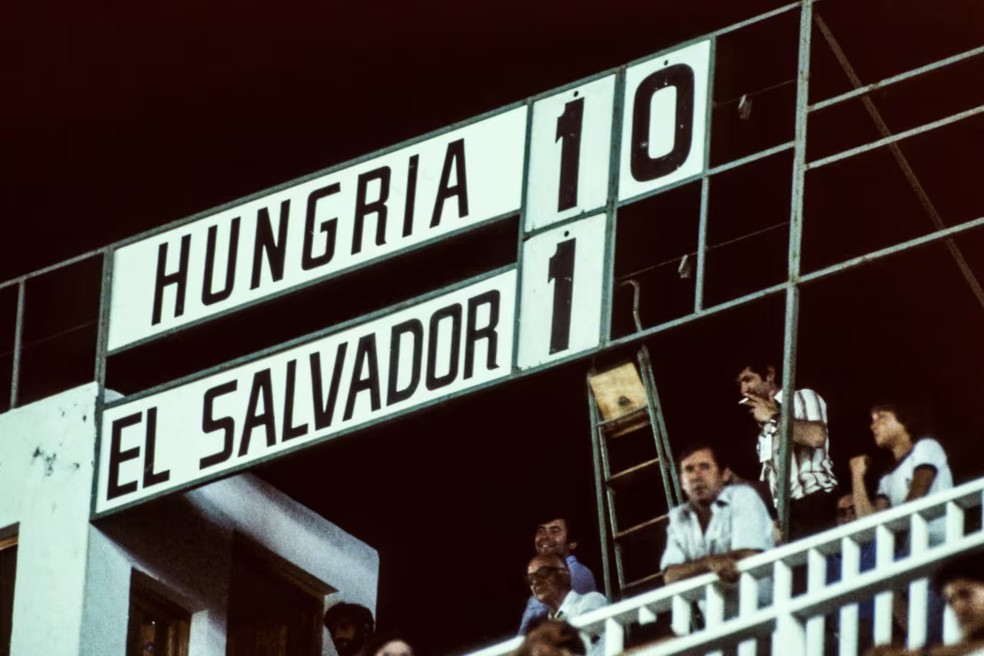 Hungria aplicou o placar mais elástico da história das Copas em duas edições — Foto: FIFA