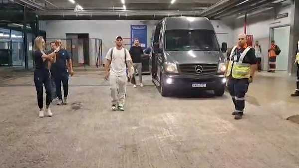 Cuéllar chega a Porto Alegre para fechar contrato com o Grêmio