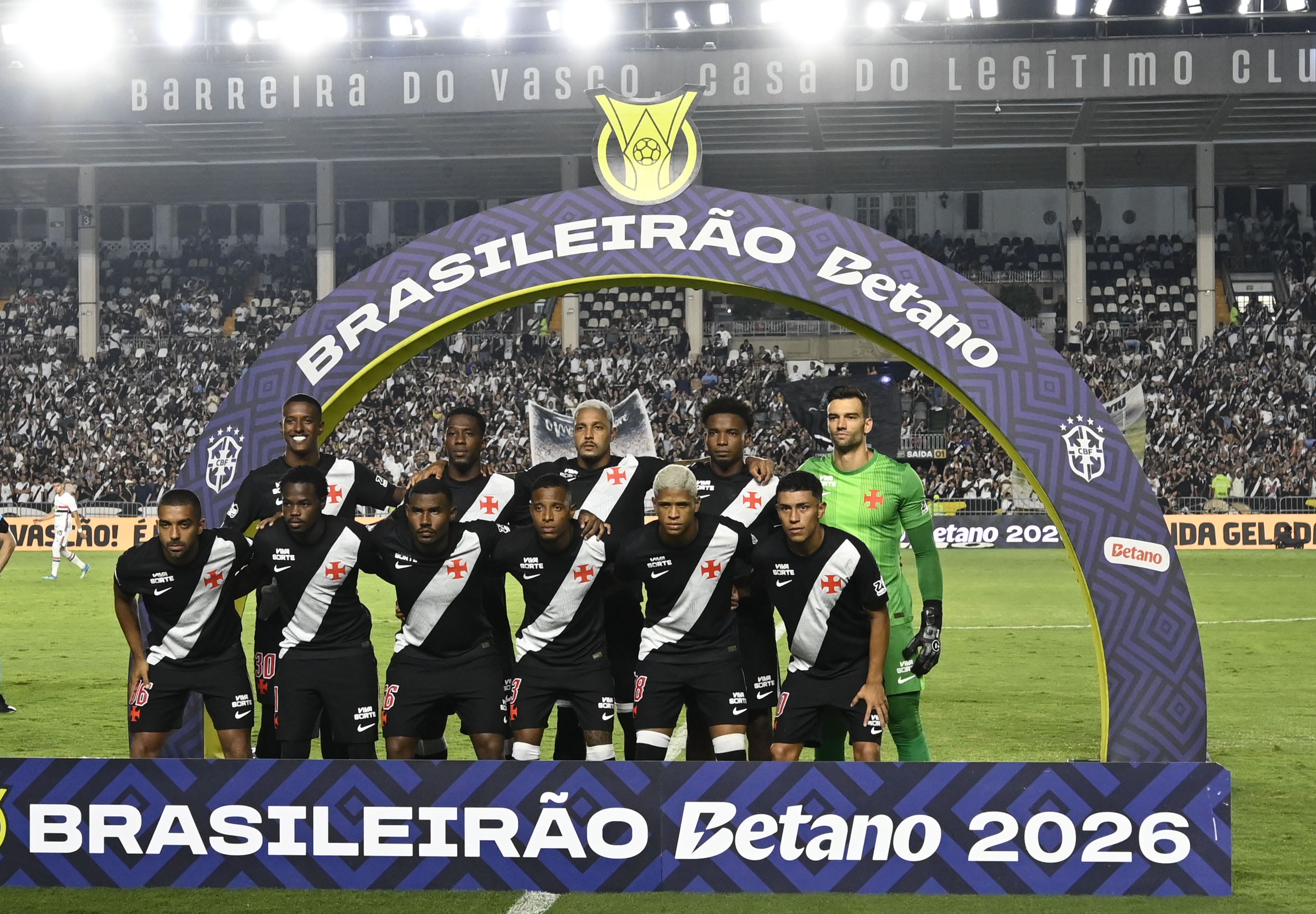 Quem é o 9? Entenda avaliação de Renato com disputa aberta no ataque ...