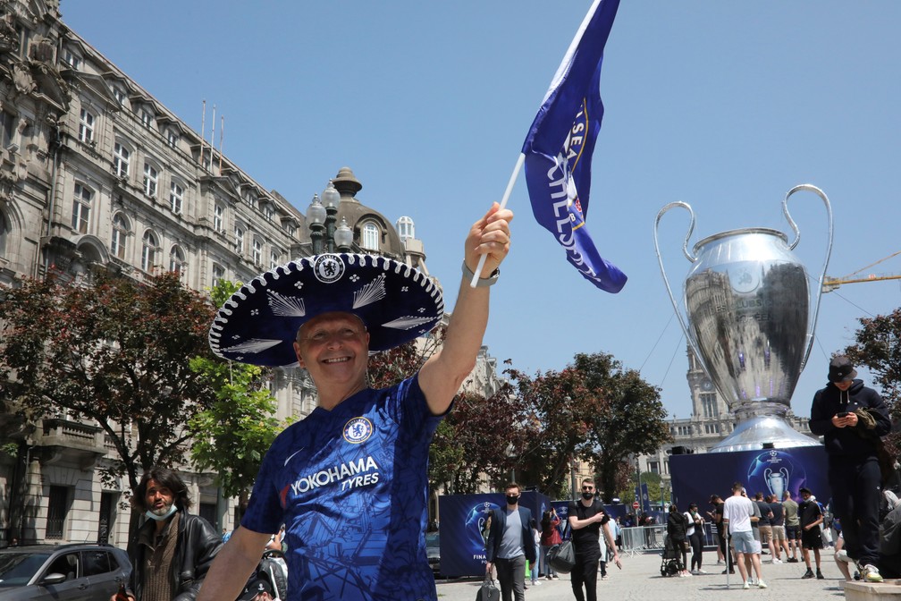 Manchester City x Chelsea: ingleses colorem o Porto de azul antes da final  da Champions, liga dos campeões