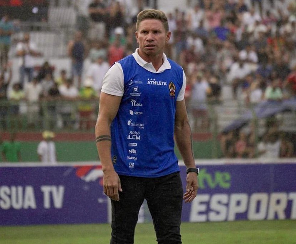 Sandro Duarte assumiu o comando do Porto Sport Club durante a segunda divisão — Foto: Divulgação