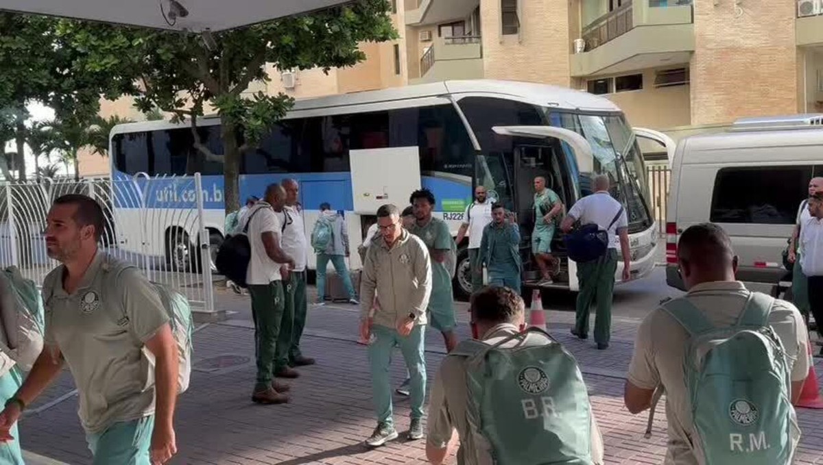 Palmeiras chega ao Rio de Janeiro para enfrentar o Flamengo; veja a lista de relacionados
