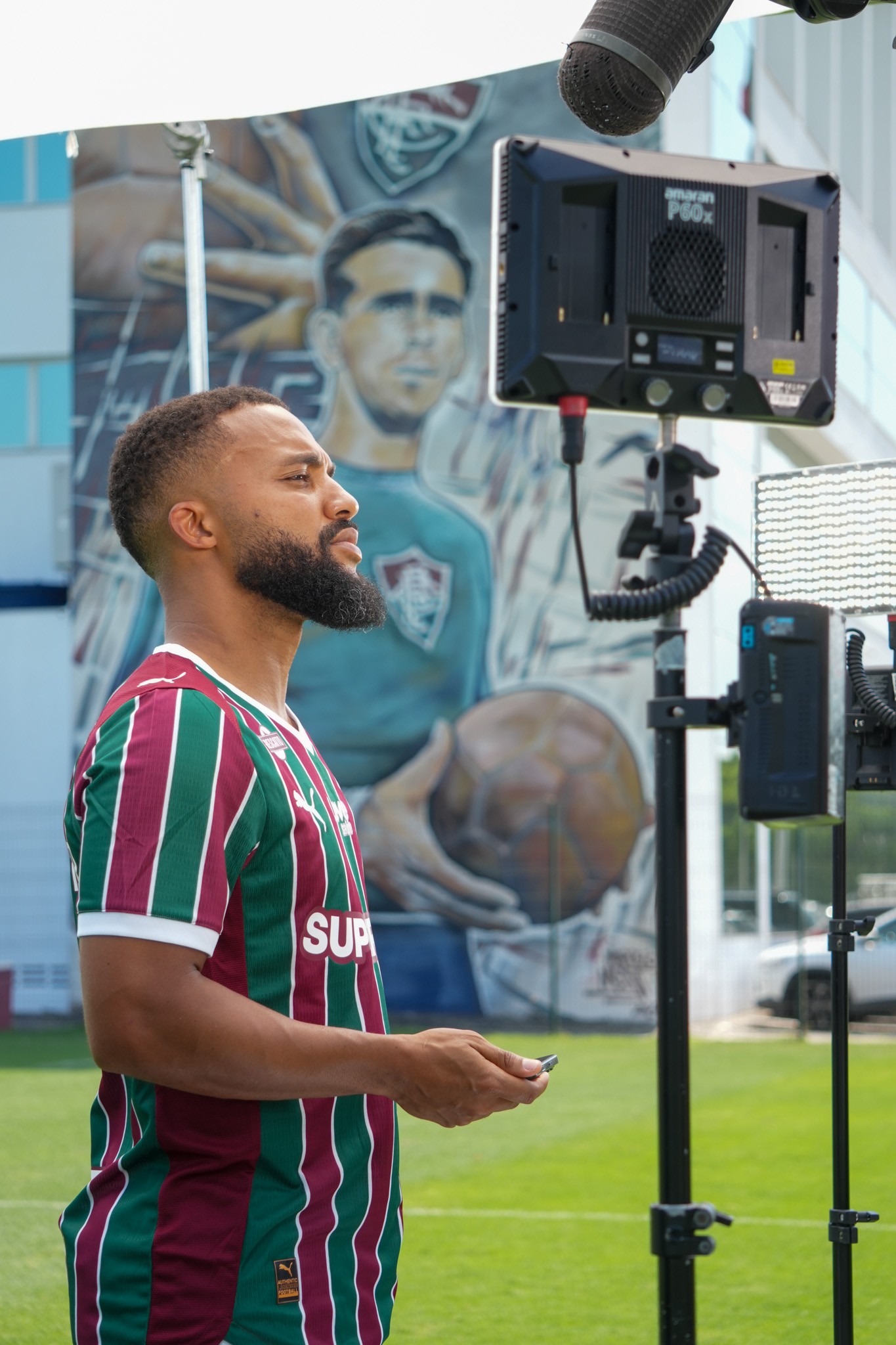 Samuel Xavier assume a capitania do Fluminense após saída de Thiago Silva