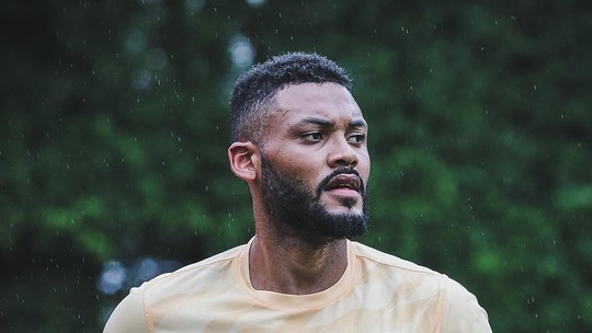 STJD concede efeito suspensivo, e Nestor e Sabino podem reforçar o São Paulo contra o Cruzeiro - Foto: (Rubens Chiri/saopaulofc)