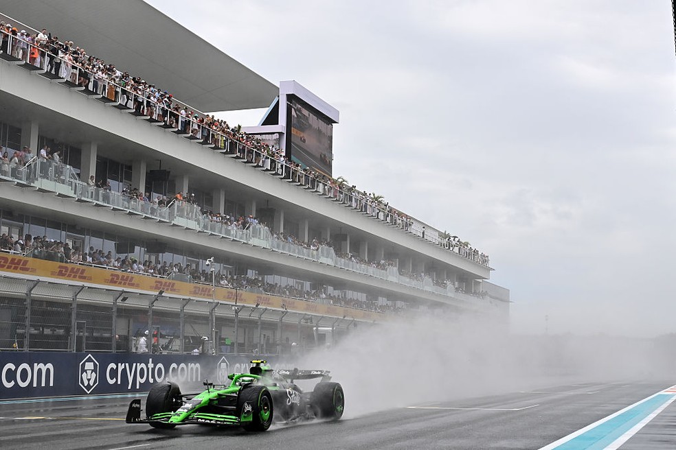 Gabriel Bortoleto durante a corrida sprint do GP de Miami da F1 2025 — Foto: James Sutton/LAT Images