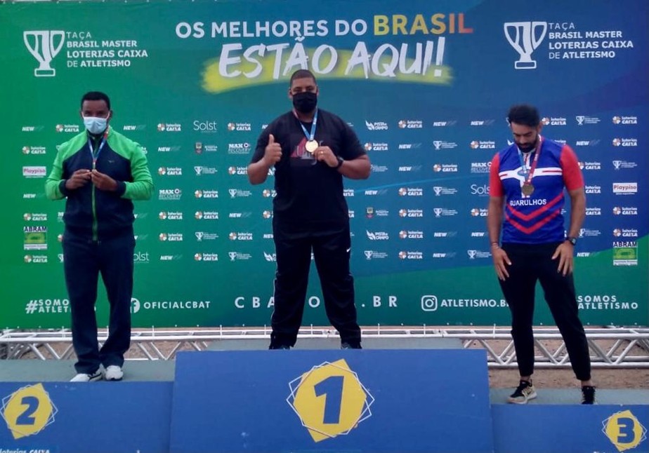 Atleta de Juiz de Fora bate recorde e conquista Taça Brasil Máster