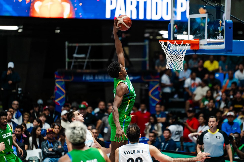 Brasil x Argentina - final da Copa América de Basquete — Foto: Divulgação/ FIBA