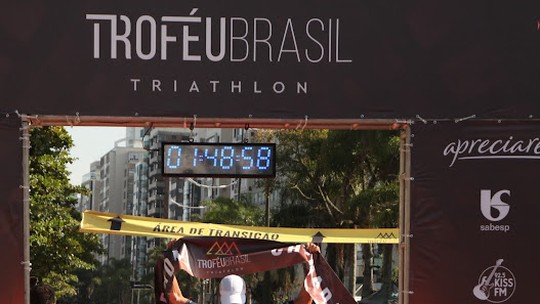 Fernando Toldi e Patrícia Franco vencem o Troféu Brasil de Triathlon em  Santos, triatlo