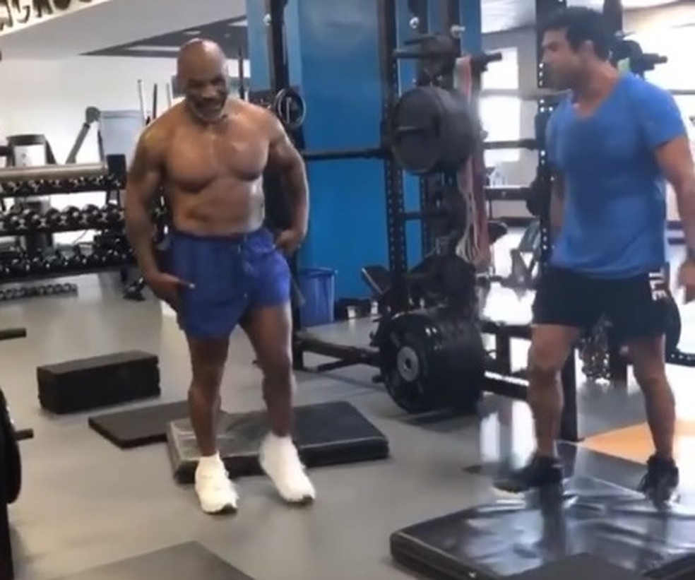 Treino De Mike Tyson Mike Tyson revela que passou uma semana de cama após gravar vídeo de  treinamento pesado | boxe | ge