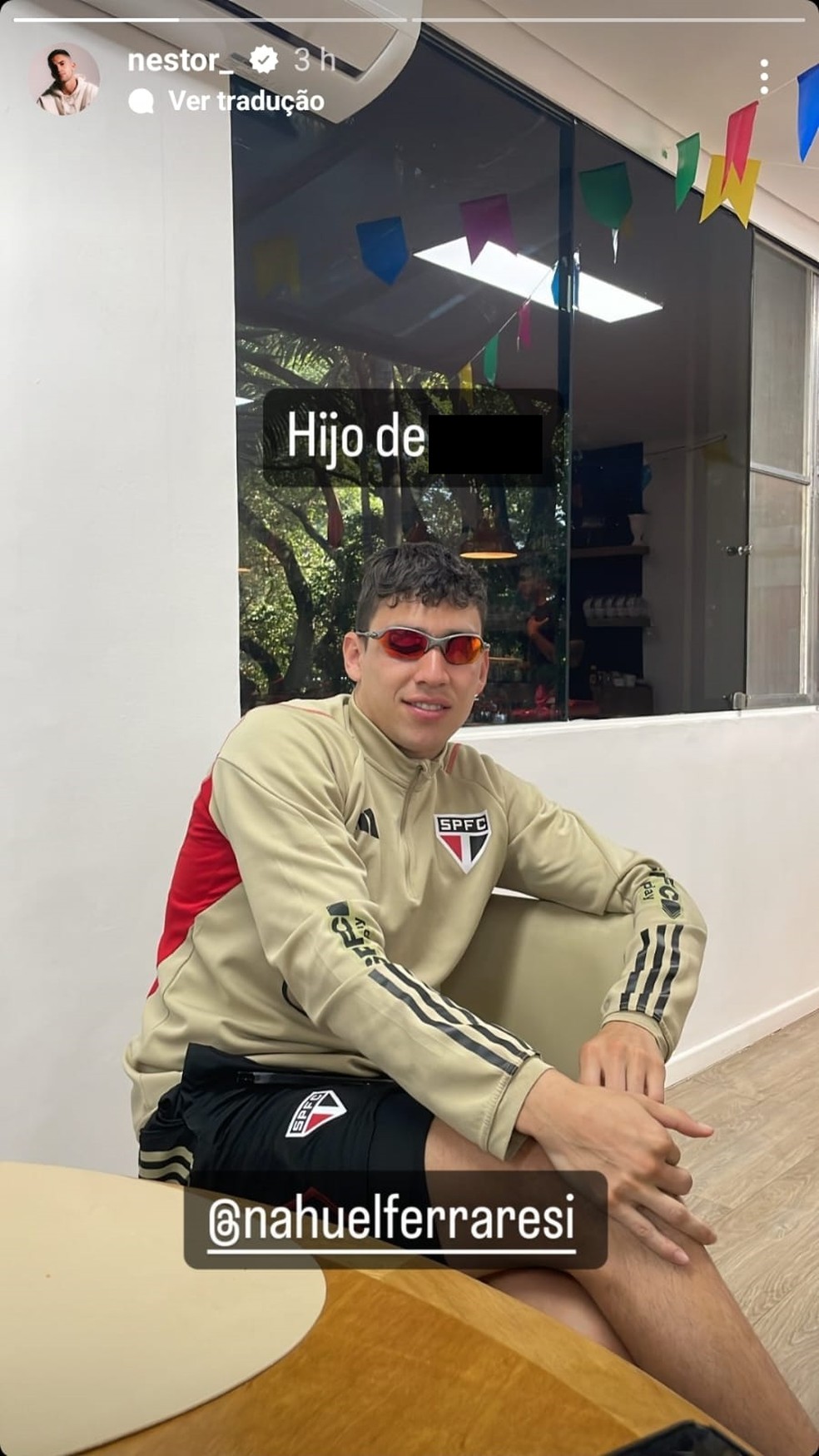 Ferraresi posa para foto de Rodrigo Nestor, na última sexta-feira — Foto: Reprodução/Instagram