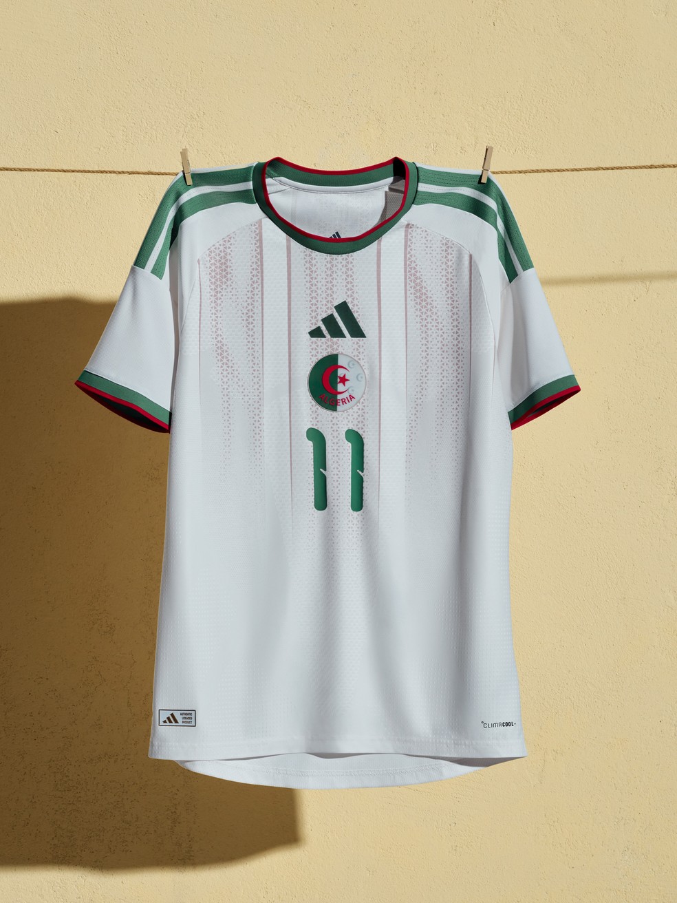 Confira a nova camisa da Argélia — Foto: adidas