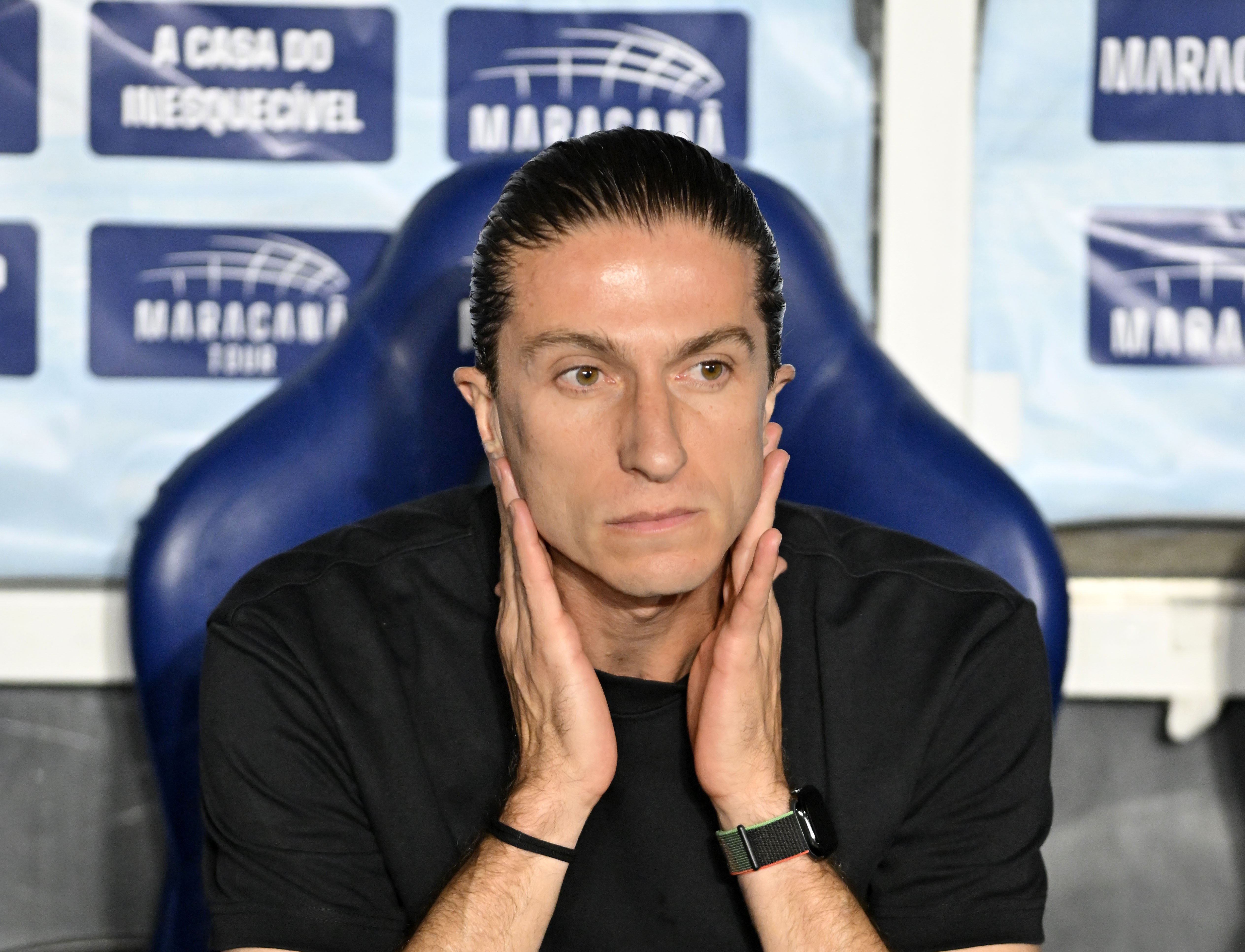 Filipe Luís admite jogo abaixo do esperado de João Victor, mas destaca: Tenho confiança