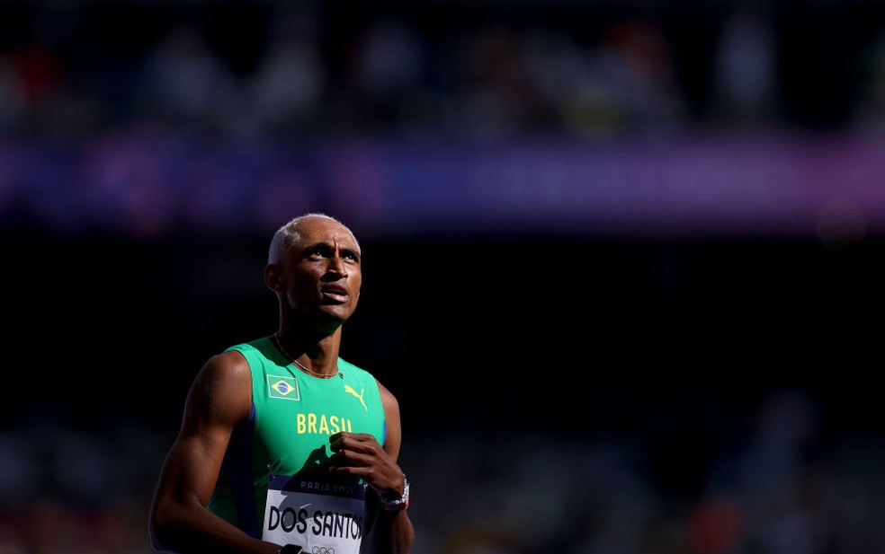 Alison dos Santos está na semifinal dos 400m com barreira, em Paris — Foto: Christian Petersen/Getty Images