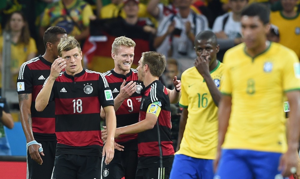 Jornal diz que Alemanha é maior que o Brasil em Copas do Mundo