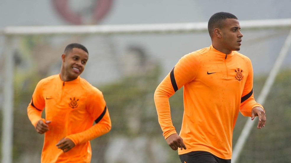 Pedro e Murillo foram duas revelações vendidas pelo Corinthians em 2023 — Foto: Rodrigo Coca/Agência Corinthians
