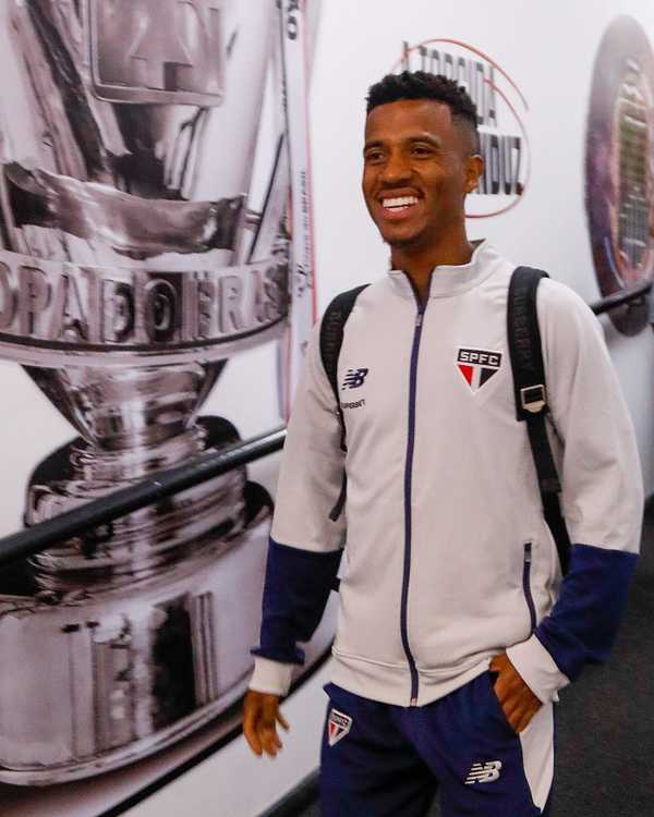Única Chance de Marcos Antônio no São Paulo Contra o Atlético-GO