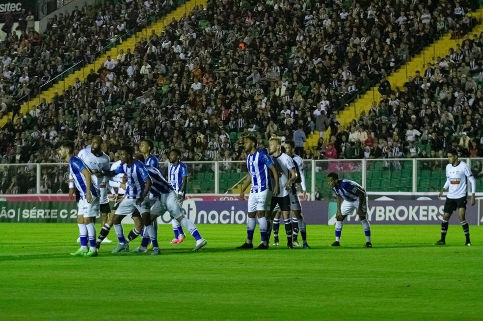 Figueirense e CSA empatam por 1 a 1 no Orlando Scarpelli — Foto: Patrick Floriani/FFC