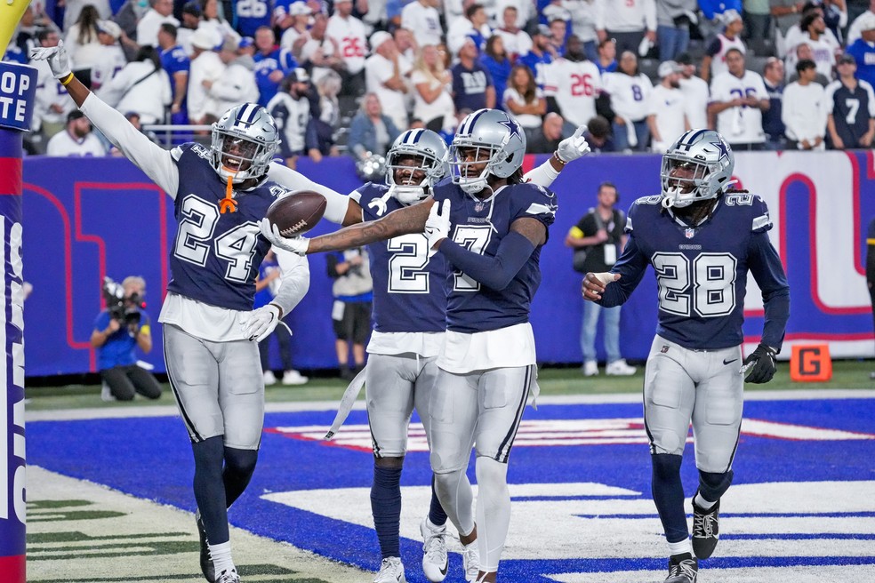 Em grande jogo, Dallas Cowboys vence clássico contra o