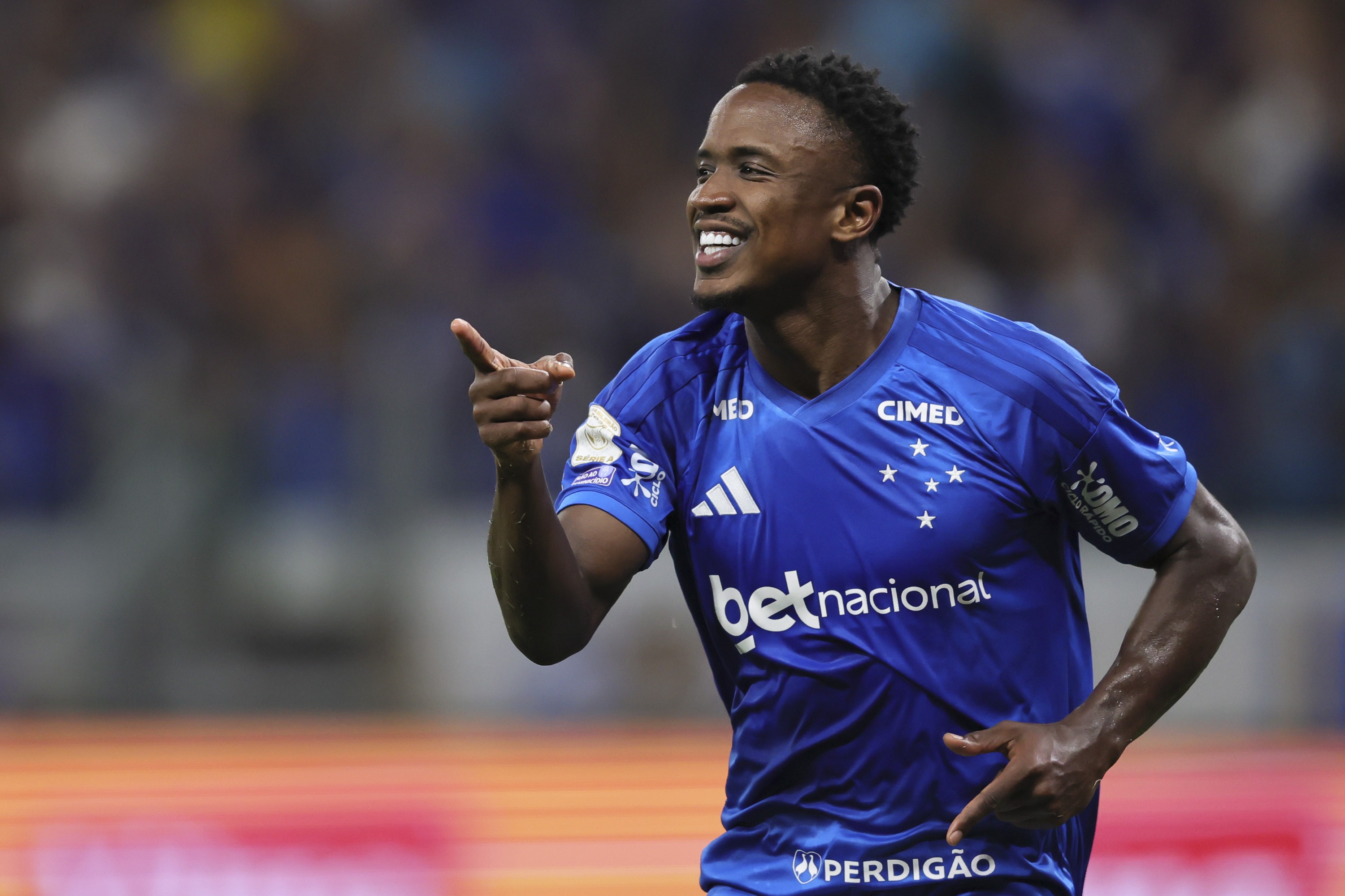 Kaio Jorge brilha e se torna artilheiro do Cruzeiro em triunfo sobre a Chapecoense