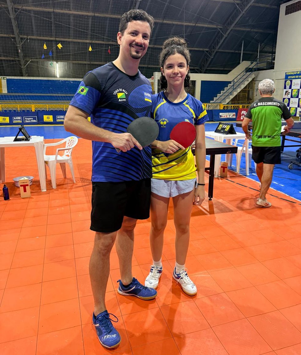 Railson de Assis e a filha Luiza Assis v&atilde;o compor delega&ccedil;&atilde;o para disputa da competi&ccedil;&atilde;o nacional em Santa Catarina &mdash; Foto: Divulga&ccedil;&atilde;o/FTMEAC