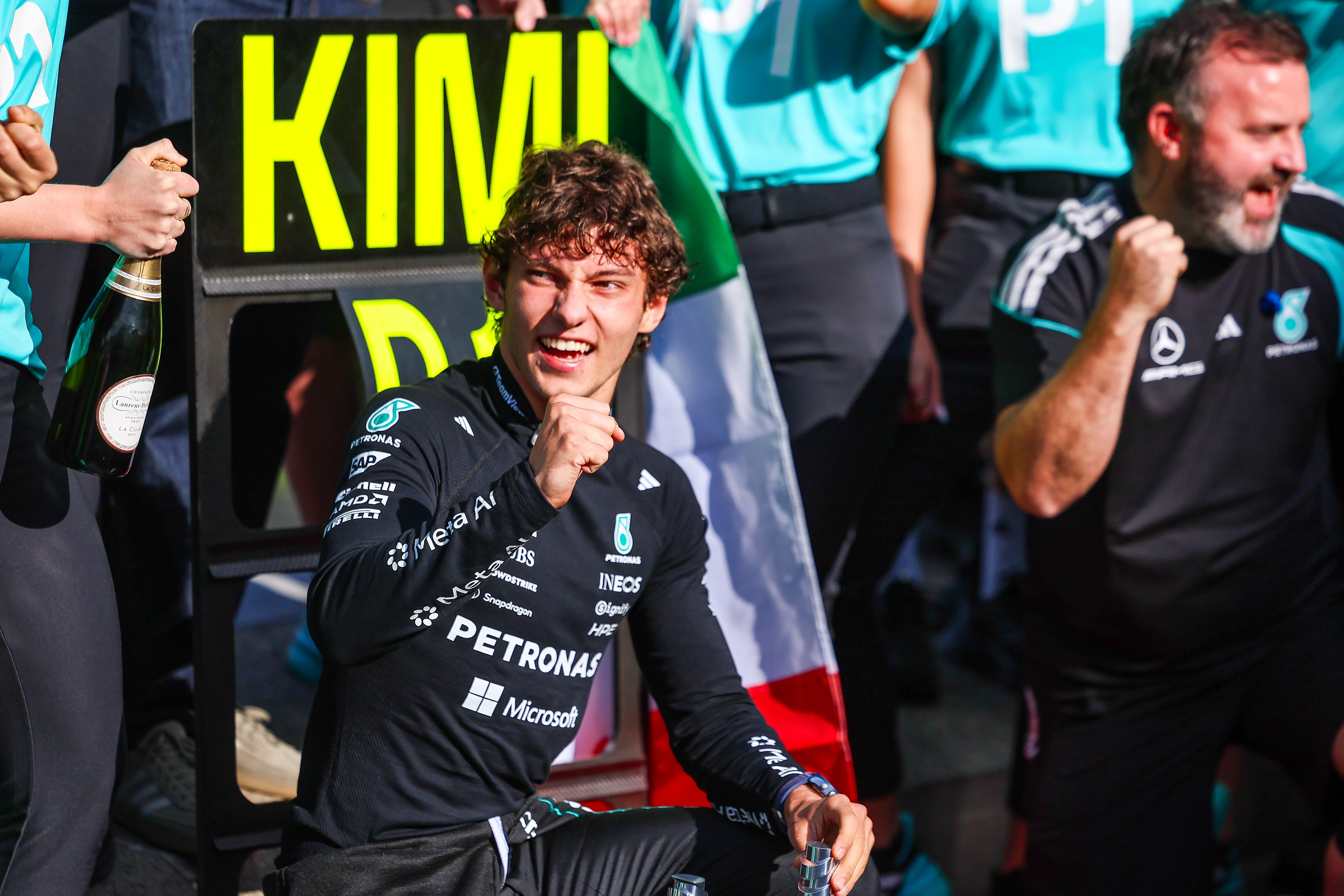 Toto Wolff sobre vitórias de Antonelli: “Mentalidade faz talento brilhar tão cedo na F1”