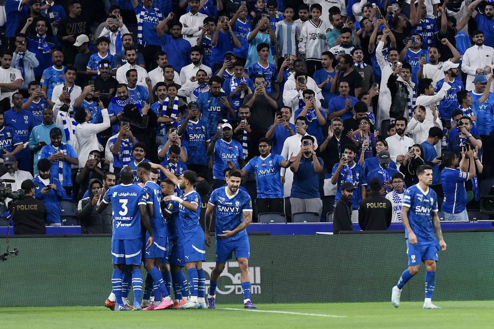 Al-Hilal x Al-Tai &mdash; Foto: REUTERS